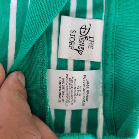Disney store t shirt - Picture 3 of 3